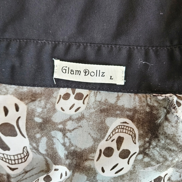 Skull Blouse💀 - Picture 6 of 7